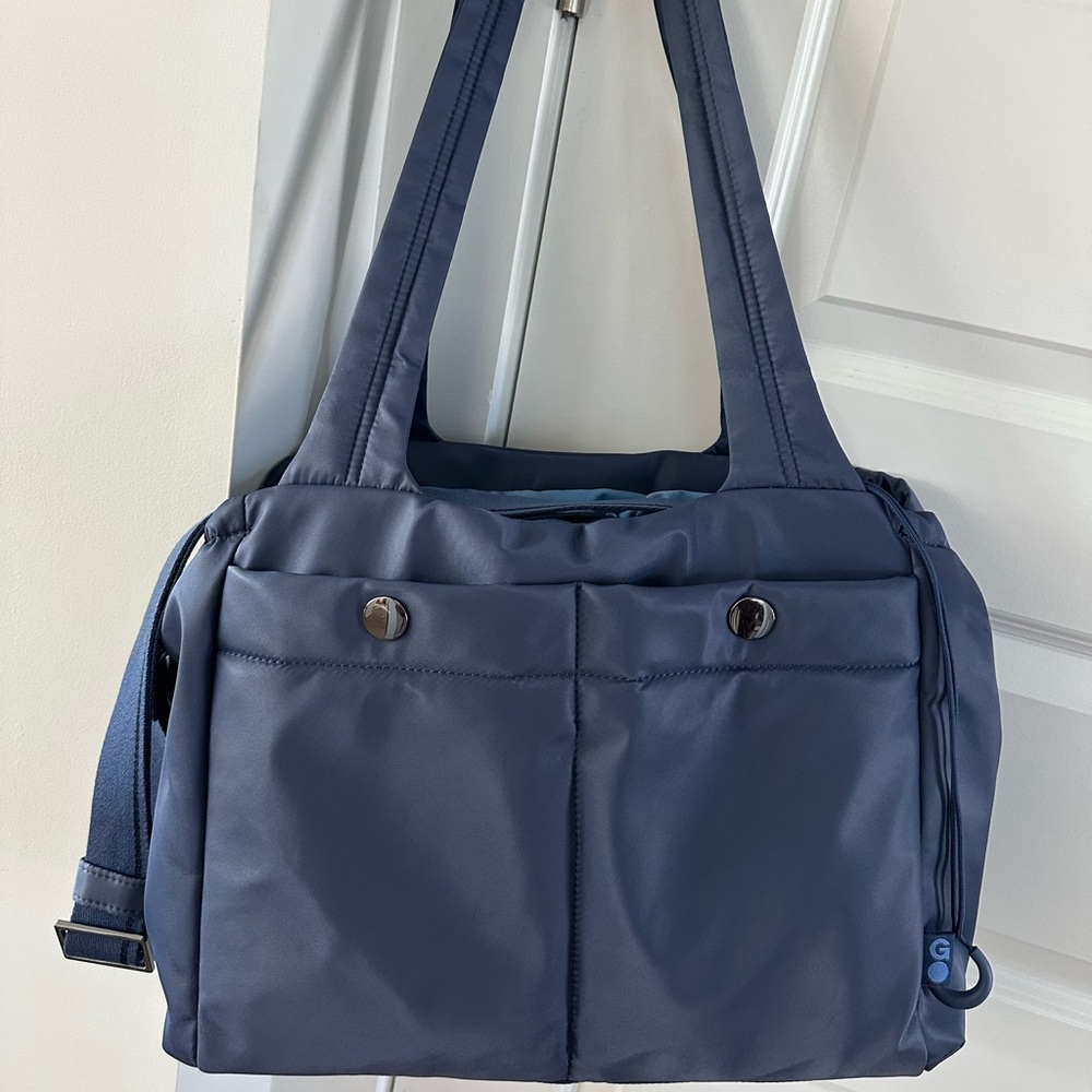HOBO ALL IN ONE TOTE in color Ocean